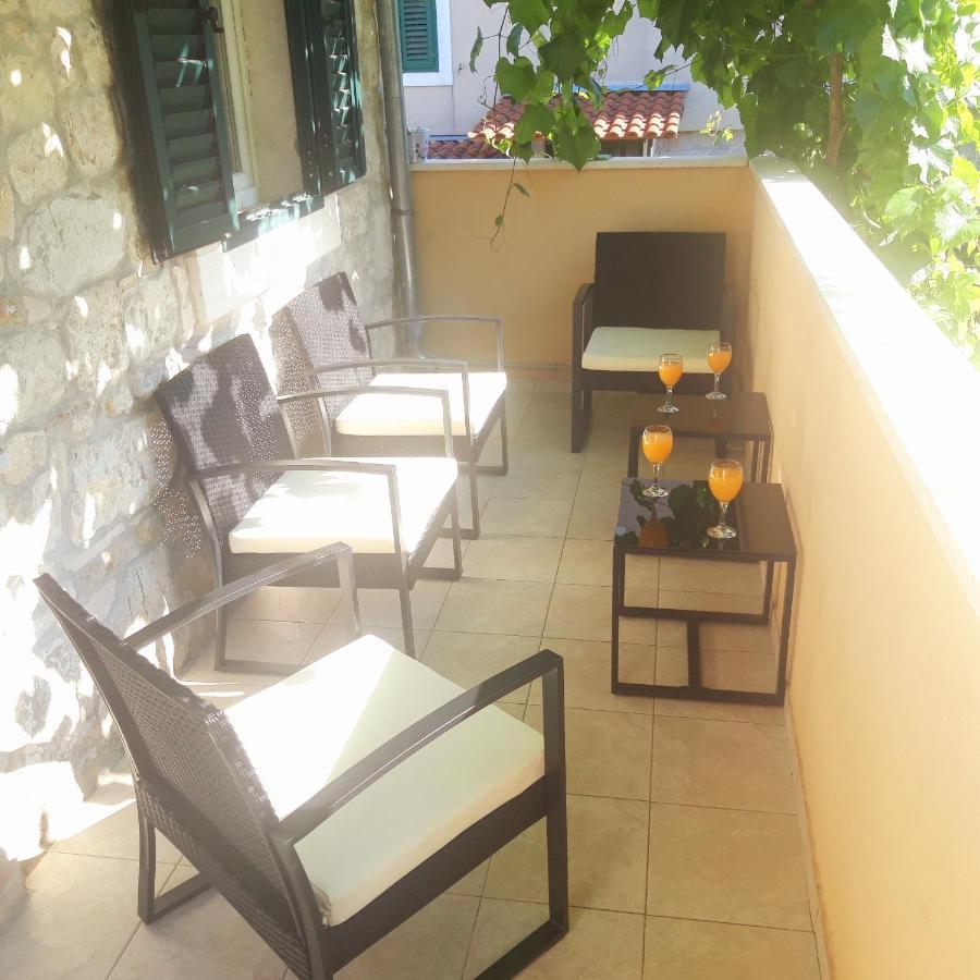 Apartamento Luxury Mansarda Duplex - City Centre - Stone House Split Exterior foto