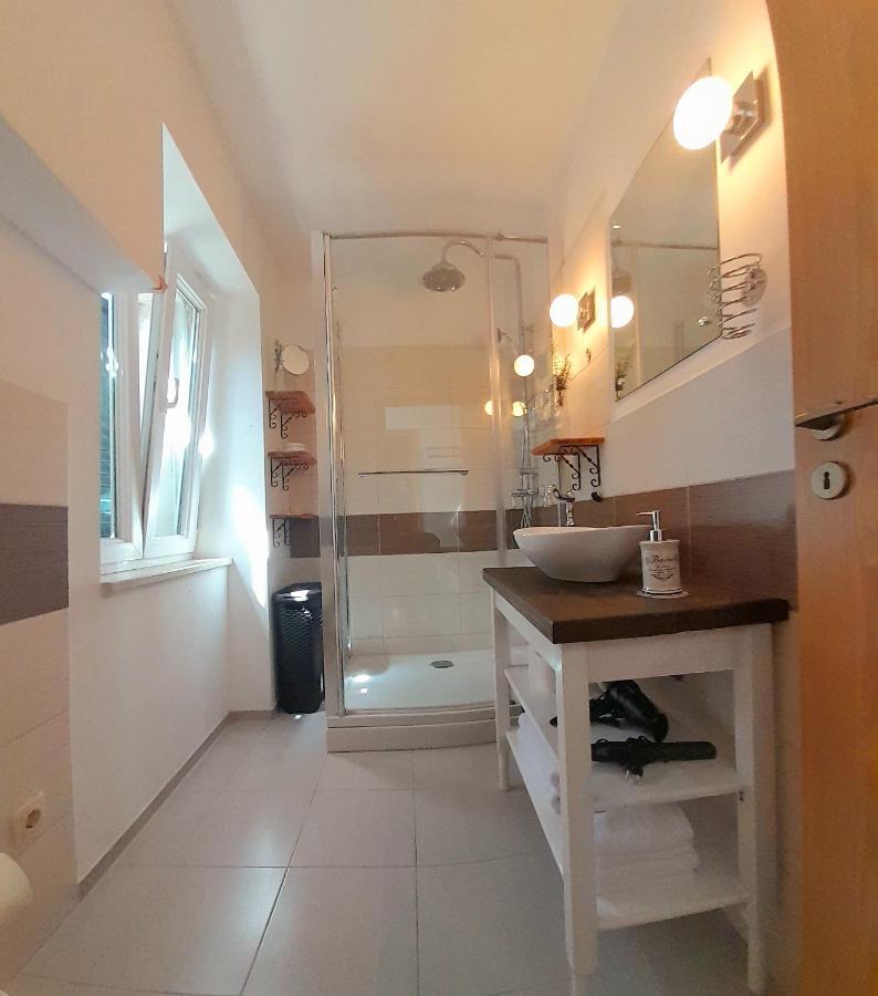 Apartamento Luxury Mansarda Duplex - City Centre - Stone House Split Exterior foto